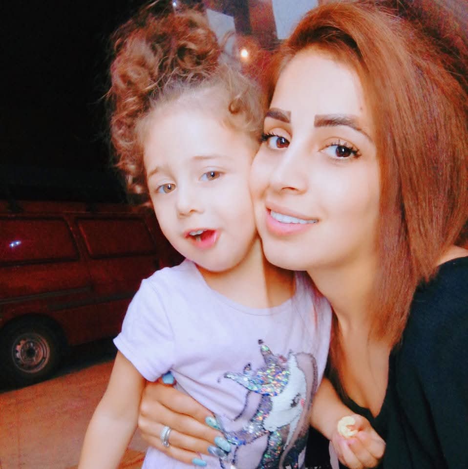أنجى نزيه علامه photo 6