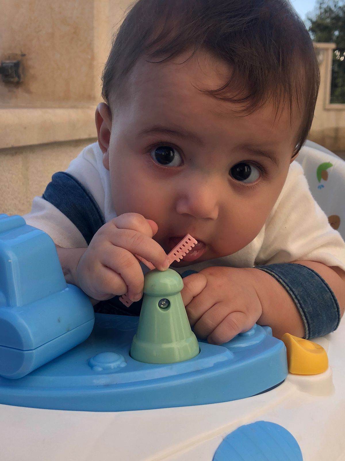 ادم عقاد photo 3