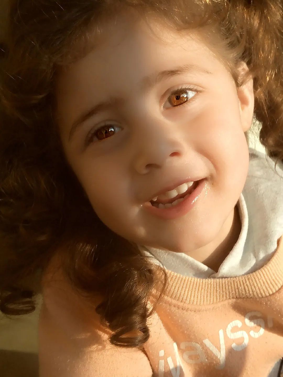 أنجى نزيه علامه photo 8
